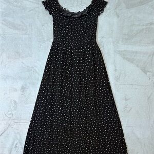 Forever 21‎ Black Floral Maxi Dress